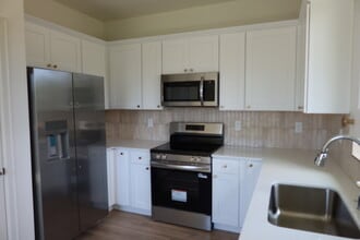 507 Carol Ave in Benton City, WA - Foto de edificio - Building Photo