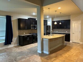 19301 Bridie Path in Pflugerville, TX - Building Photo - Building Photo