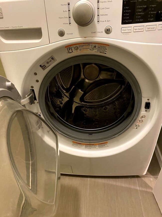 1010 Hillside Ave in Riverton, WY - Building Photo - Building Photo