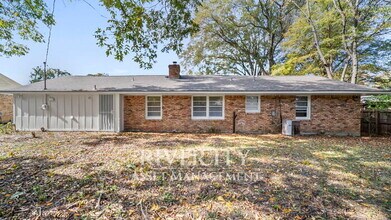 3770 Wisteria Cove in Memphis, TN - Building Photo - Building Photo
