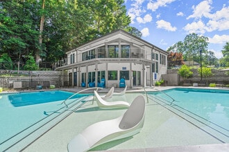 The Windward in Alpharetta, GA - Foto de edificio - Building Photo