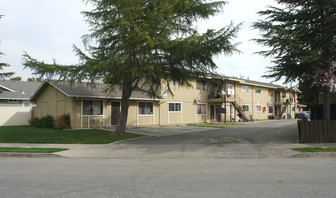 7540 Rogers Ln Apartments