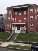 28 Paine St, Unit 2 R in Worcester, MA - Building Photo