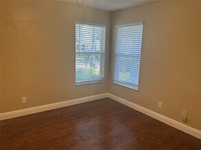 2939 Myrtle Oak Cir in Davie, FL - Building Photo - Building Photo