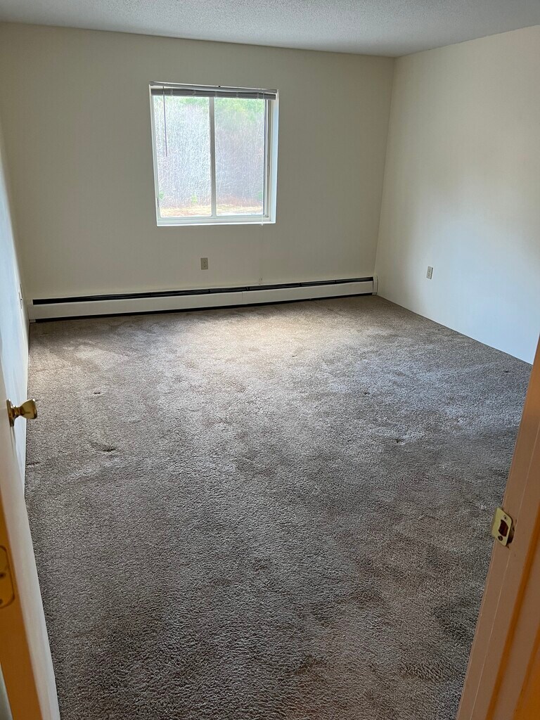 Whites Brook Apartments Pittsfield, NH Apartments For Rent