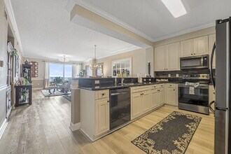 60 Surfview Dr in Palm Coast, FL - Building Photo - Building Photo