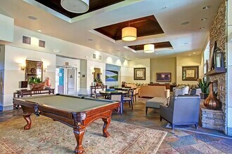 8355 Station Village Ln, Unit 4414 in San Diego, CA - Building Photo - Building Photo