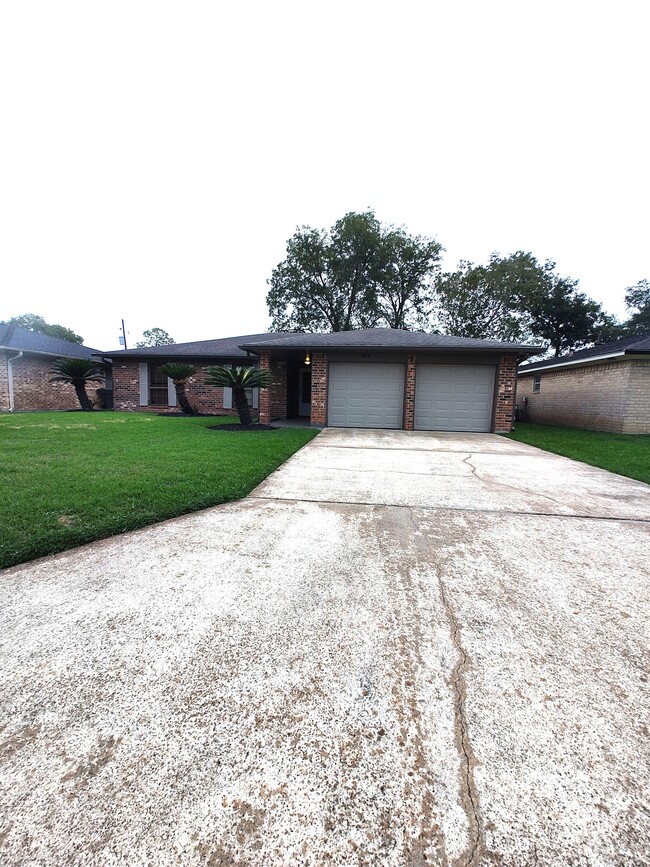 485 Adsit St in Beaumont, TX - Building Photo - Building Photo