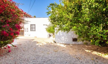 1005 N Harper Ave in West Hollywood, CA - Building Photo - Building Photo