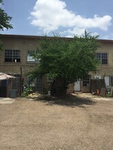 701 S 12th St in McAllen, TX - Building Photo - Building Photo