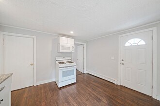 148 Boylston St in Brookline, MA - Building Photo - Building Photo
