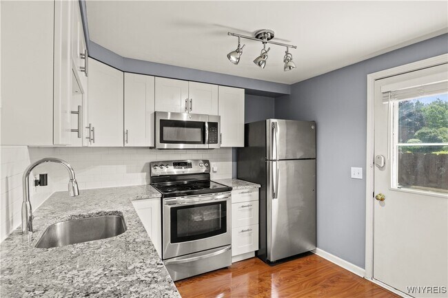 35 Groton Dr in Buffalo, NY - Building Photo - Building Photo