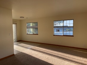 6336 Pryor St, Unit 6336 in Eureka, CA - Building Photo - Building Photo