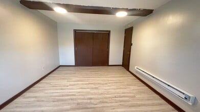 1611 S Madison St in Muncie, IN - Foto de edificio - Building Photo