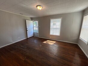 3613 N 24th St in Waco, TX - Building Photo - Building Photo