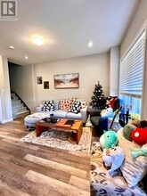 19 Pim Ln in Hamilton, ON - Building Photo - Building Photo