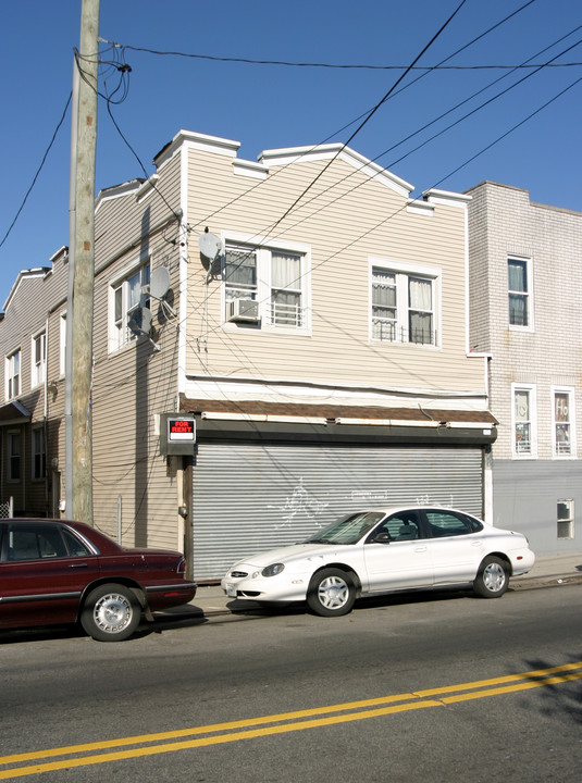 11118 Rockaway Beach Blvd in Rockaway Beach, NY - Building Photo