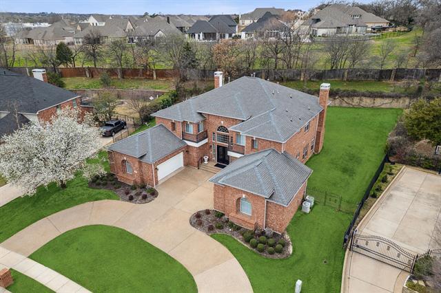 property at 820 Deer Hollow Blvd