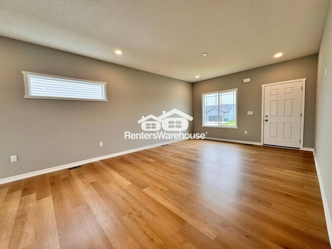 1006 Polk St in De Soto, IA - Building Photo - Building Photo