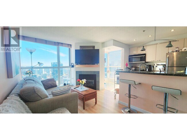 1068-1068 Hornby St in Vancouver, BC - Building Photo - Building Photo