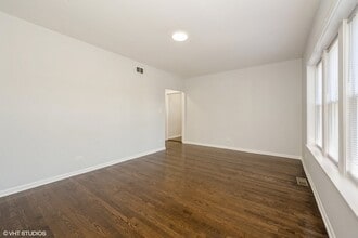 6148 W Patterson Ave in Chicago, IL - Building Photo - Building Photo