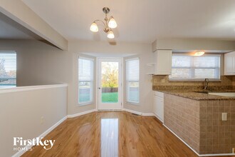 284 Bluemont Ct in St. Charles, MO - Building Photo - Building Photo