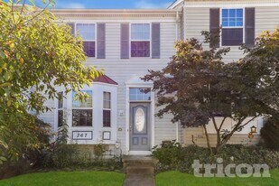 367 Woodland Green Ct in Aberdeen, MD - Building Photo