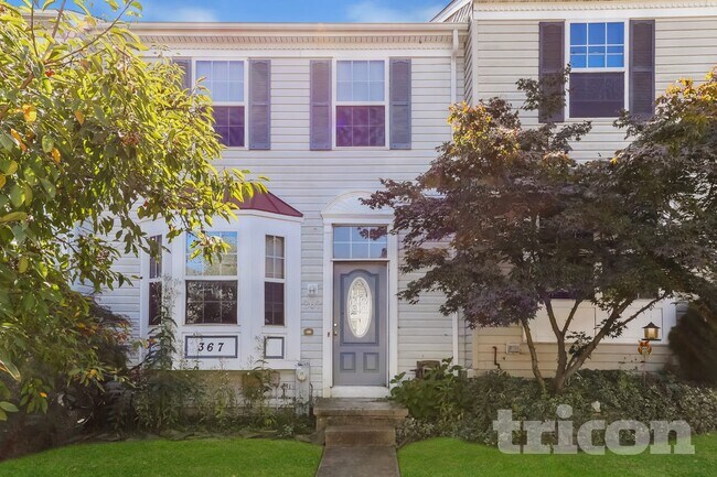 property at 367 Woodland Green Ct