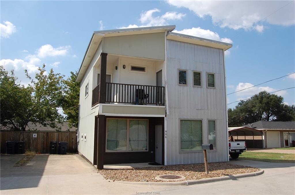 806 Nimitz St in College Station, TX - Building Photo
