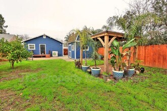 3808 38th St in Sacramento, CA - Building Photo - Building Photo