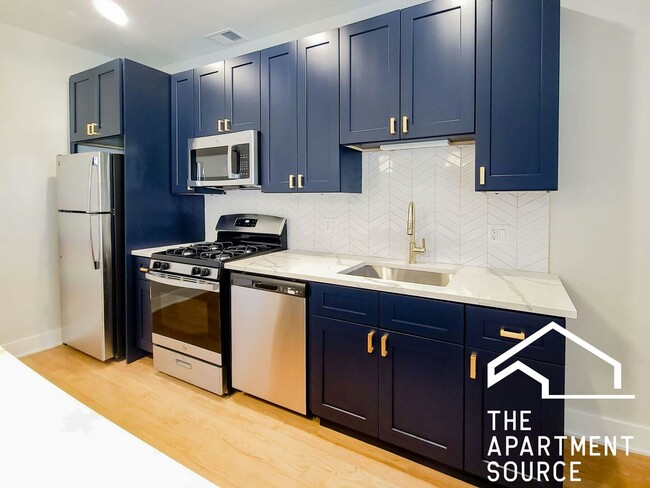 property at 2020 W Montrose Ave