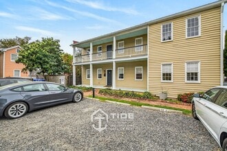 163 1/2 Coming St in Charleston, SC - Building Photo - Building Photo
