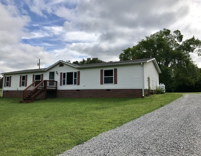 property at 1007 Mallard Ln