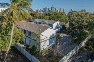 509 NW 8th Ave in Fort Lauderdale, FL - Building Photo - Building Photo