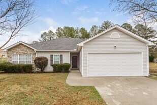 15 Cory Ct in Covington, GA - Building Photo