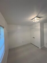 2148 NW Flagler Terrace in Miami, FL - Building Photo - Building Photo