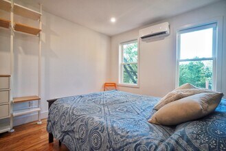 246 Bay St in Jersey City, NJ - Building Photo - Building Photo