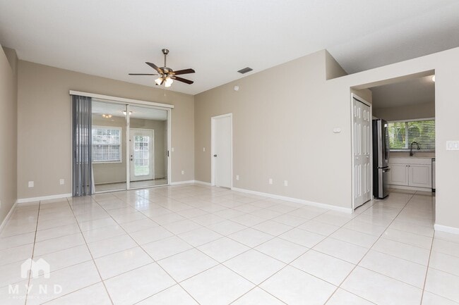 1105 Manigan Ave in Oviedo, FL - Building Photo - Building Photo