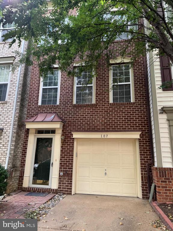 property at 107 Martin Ln