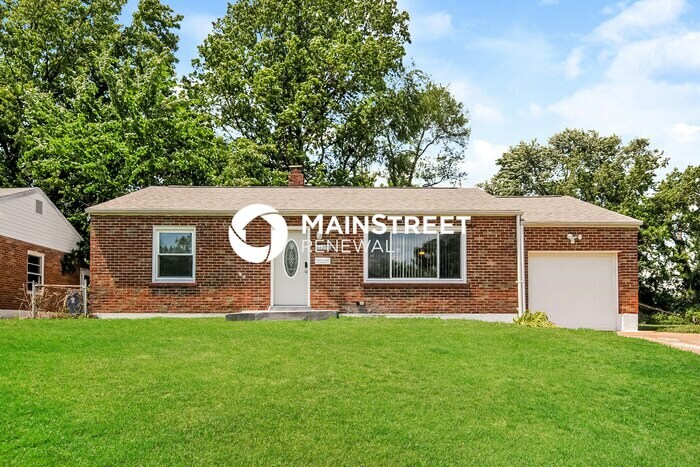 8863 Granada Pl in Jennings, MO - Building Photo