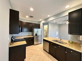 278 Lake Monterey Cir in Boynton Beach, FL - Building Photo