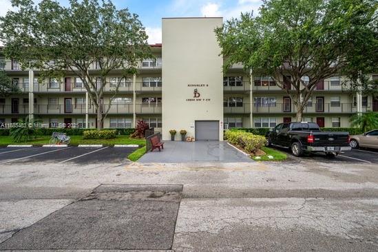 13255 SW 7th Ct in Pembroke Pines, FL - Building Photo