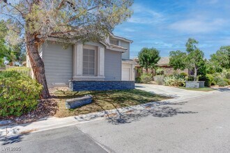 10381 Walking View Ct in Las Vegas, NV - Building Photo - Building Photo