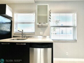 416 NE 15th Ave in Fort Lauderdale, FL - Building Photo - Building Photo