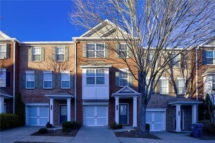 2161 Meadow Peak Rd in Duluth, GA - Building Photo