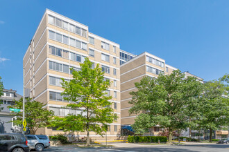 The Huntington in Washington, DC - Building Photo - Building Photo