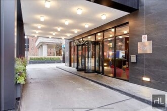 222 E 39th St in New York, NY - Building Photo - Building Photo