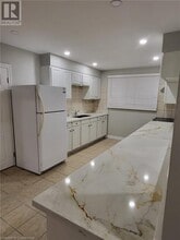 1217 Hamilton St in Cambridge, ON - Building Photo - Building Photo