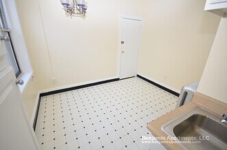 8 Elko St, Unit 12 in Boston, MA - Building Photo - Building Photo