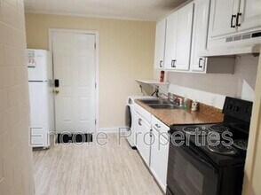 402 Shaw St in Greensboro, NC - Building Photo - Building Photo